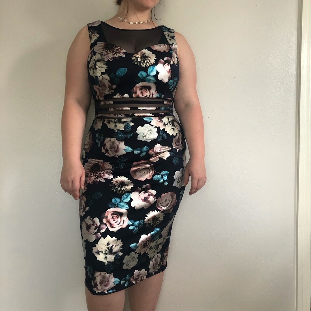 Floral bodycon dress - Picture 1 of 5
